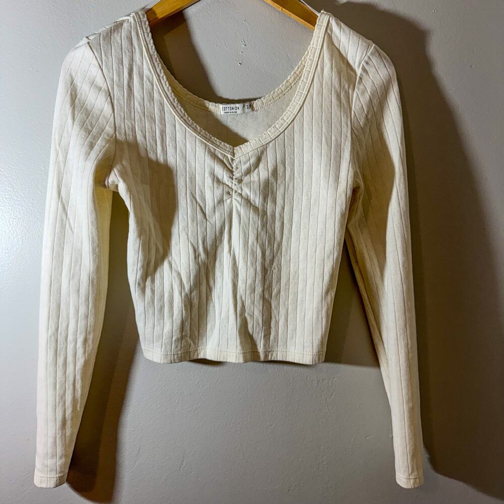 Cotton On Ribbed Knit Cropped Long Sleeve Top Ruched V-Neck Ecru Cream Women's S